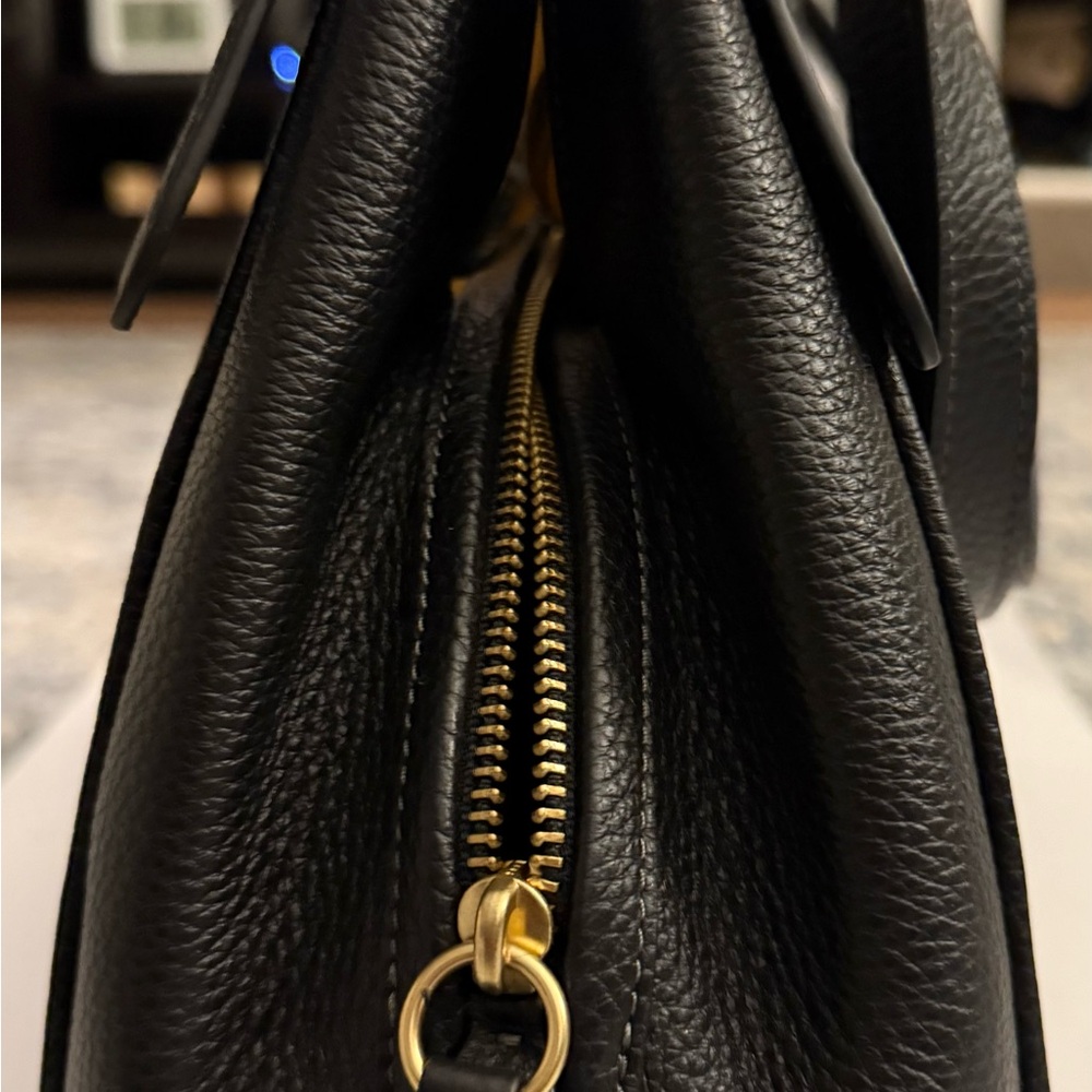 Coach Bella Black Leather Shoulder Bag - Picture 5 of 8